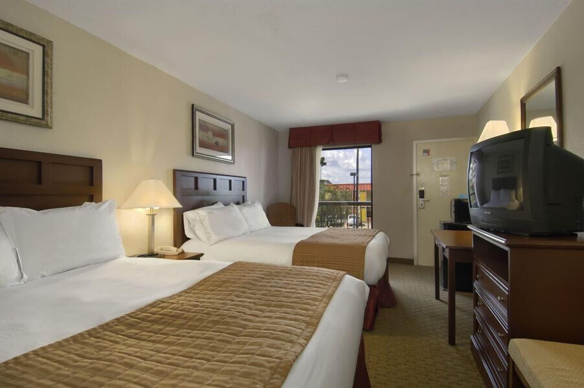 Baymont By Wyndham Mobile/ I-65 Hotel Eksteriør billede